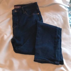 Gloria Vanderbilt Woman’s Skinny Jeans